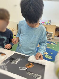 {"ARInfo":{"IsUseAR":false},"Version":"1.0.0","MakeupInfo":{"IsUseMakeup":false},"FaceliftInfo":{"IsChangeEyeLift":false,"IsChangeFacelift":false,"IsChangePostureLift":false,"IsChangeNose":false,"IsChangeFaceChin":false,"IsChangeMouth":false,"IsChangeThinFace":false},"BeautyInfo":{"SwitchMedicatedAcne":false,"IsAIBeauty":false,"IsBrightEyes":false,"IsSharpen":false,"IsOldBeauty":false,"IsReduceBlackEyes":false},"HandlerInfo":{"AppName":2},"FilterInfo":{"IsUseFilter":false}}